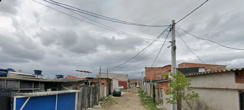 Corpo de mulher é encontrado em barraco de Guarujá após PMs ouvirem tiros