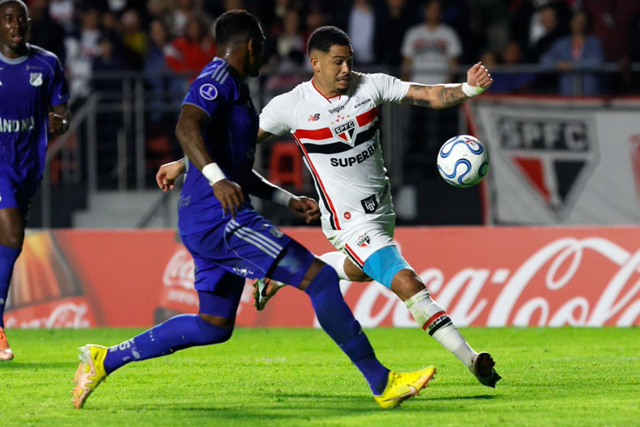 São Paulo sofre diante do Millonarios no Morumbis e só empata na reestreia de Dorival