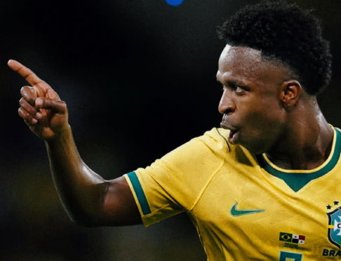 Seleção se despede da torcida brasileira com festa e goleada sobre o Panamá
