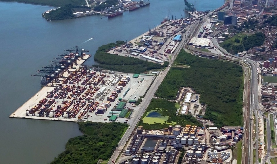 TCU decide a favor da APS e terminal volta a operar no Porto de Santos