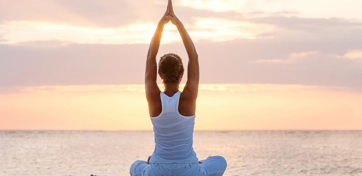 Dia Internacional de Yoga terá aulão no Novo Quebra-Mar de Santos