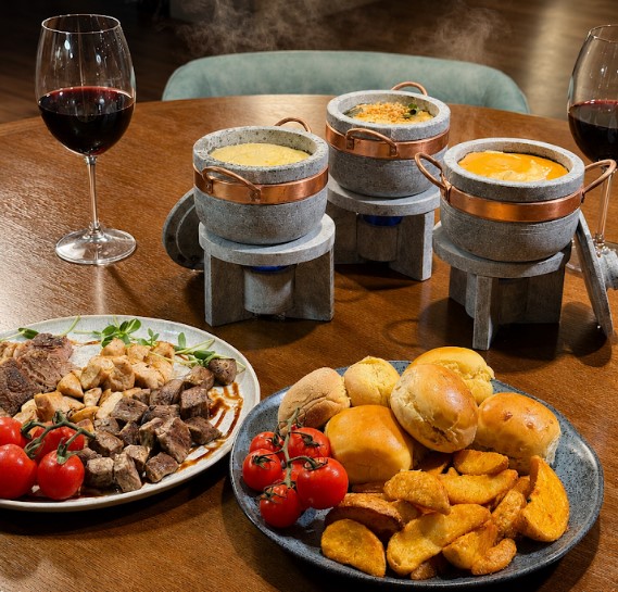 (CORRIGIR) Temporada de fondue movimenta restaurantes de Santos; veja onde experimentar