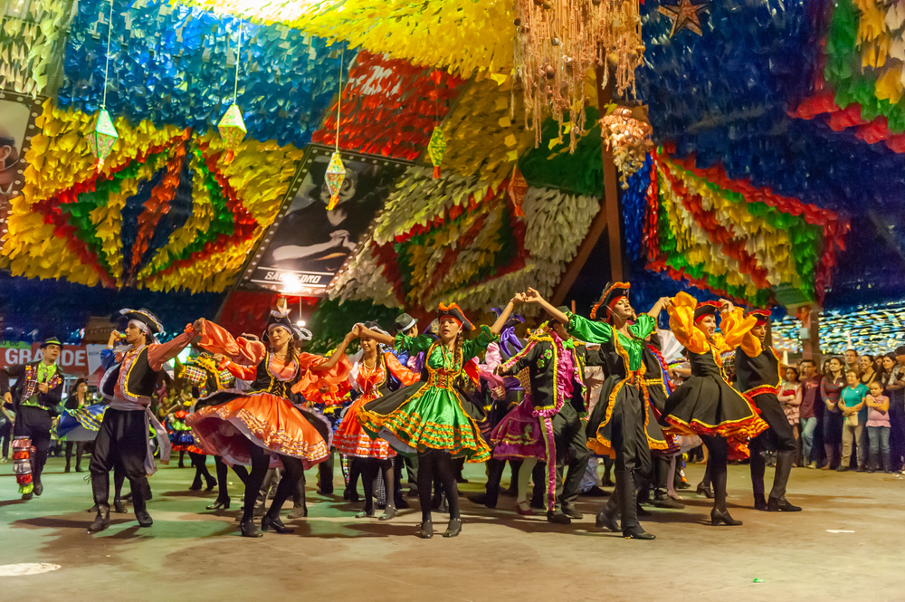 Clima de São João toma o país com shows e festejos; programe-se para curtir
