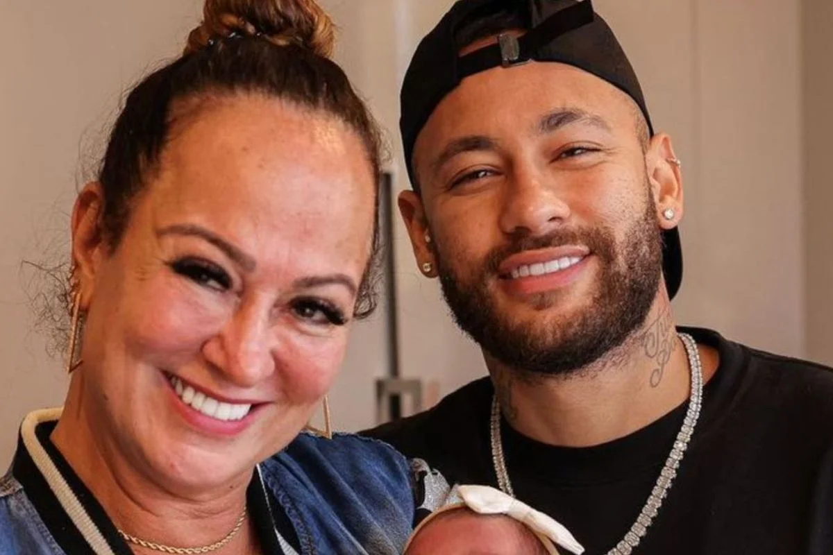 Mãe de Neymar manda recado antes da possível estreia do filho na Copa