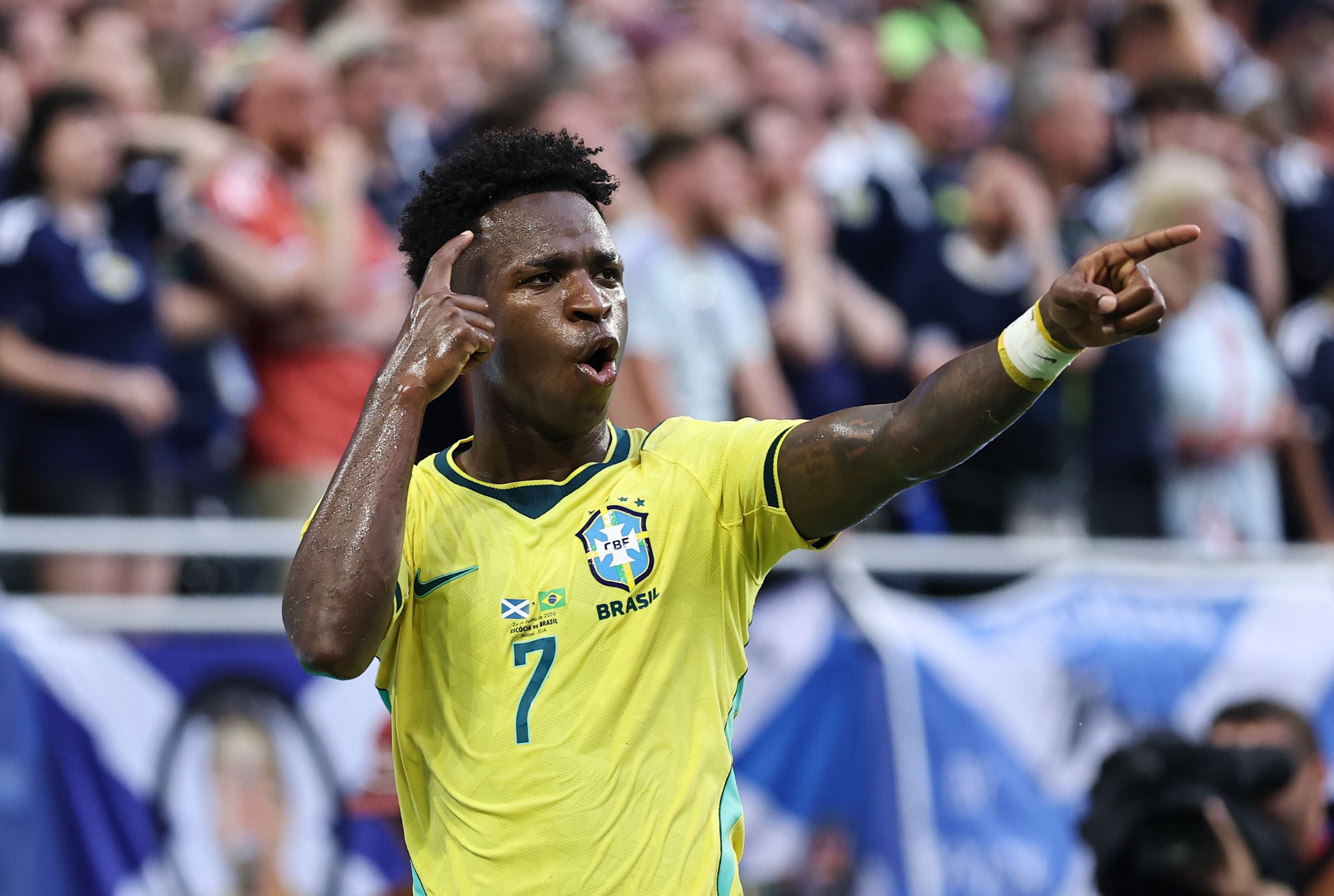 Brasil castiga Escócia e vai ao mata-mata da Copa com o primeiro lugar de sua chave