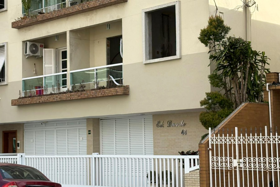 Homem sofre mal súbito e é encontrado morto dentro de apartamento em Santos