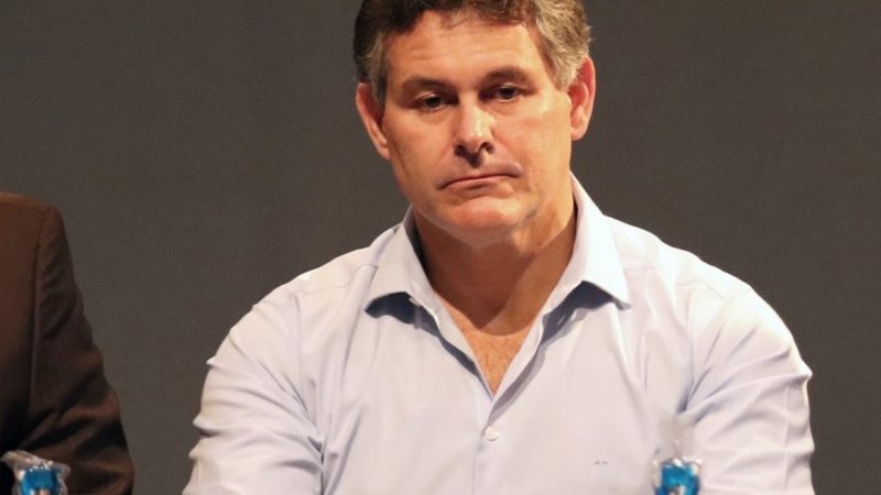 Vice do Corinthians pede afastamento em meio a denúncia sobre 'caso Nike'