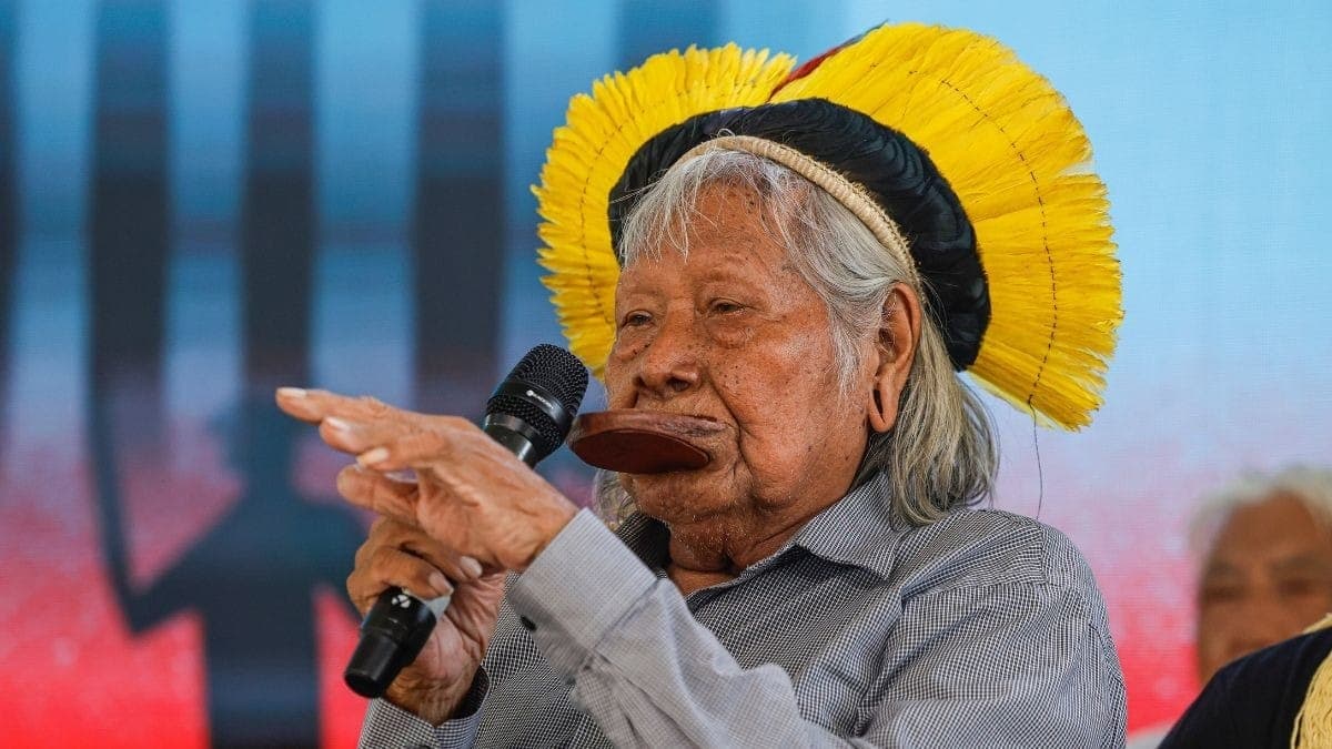 Cacique Raoni é internado novamente na UTI e estado é grave, diz boletim