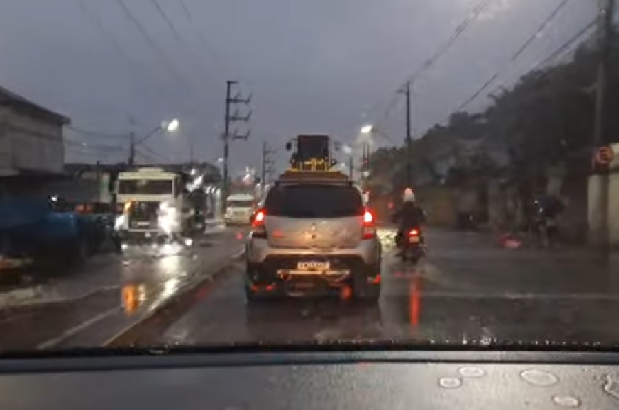 Chuva intensa atinge a Baixada Santista e deixa cidades em estado de atenção