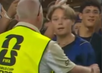 Davi Lucca é barrado por seguranças ao tentar encontrar Neymar após vitória do Brasil
