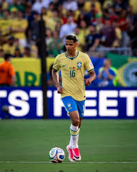 Douglas Santos diz que Brasil não pode ter 'soberba' diante do Haiti