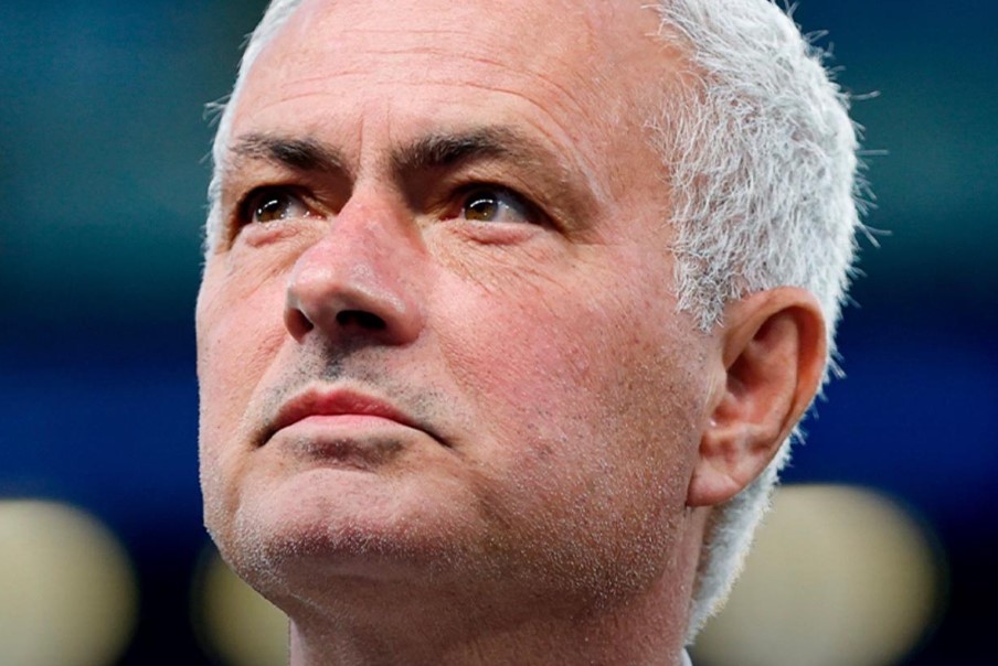 Real Madrid oficializa contratação de José Mourinho por quase R$ 90 milhões