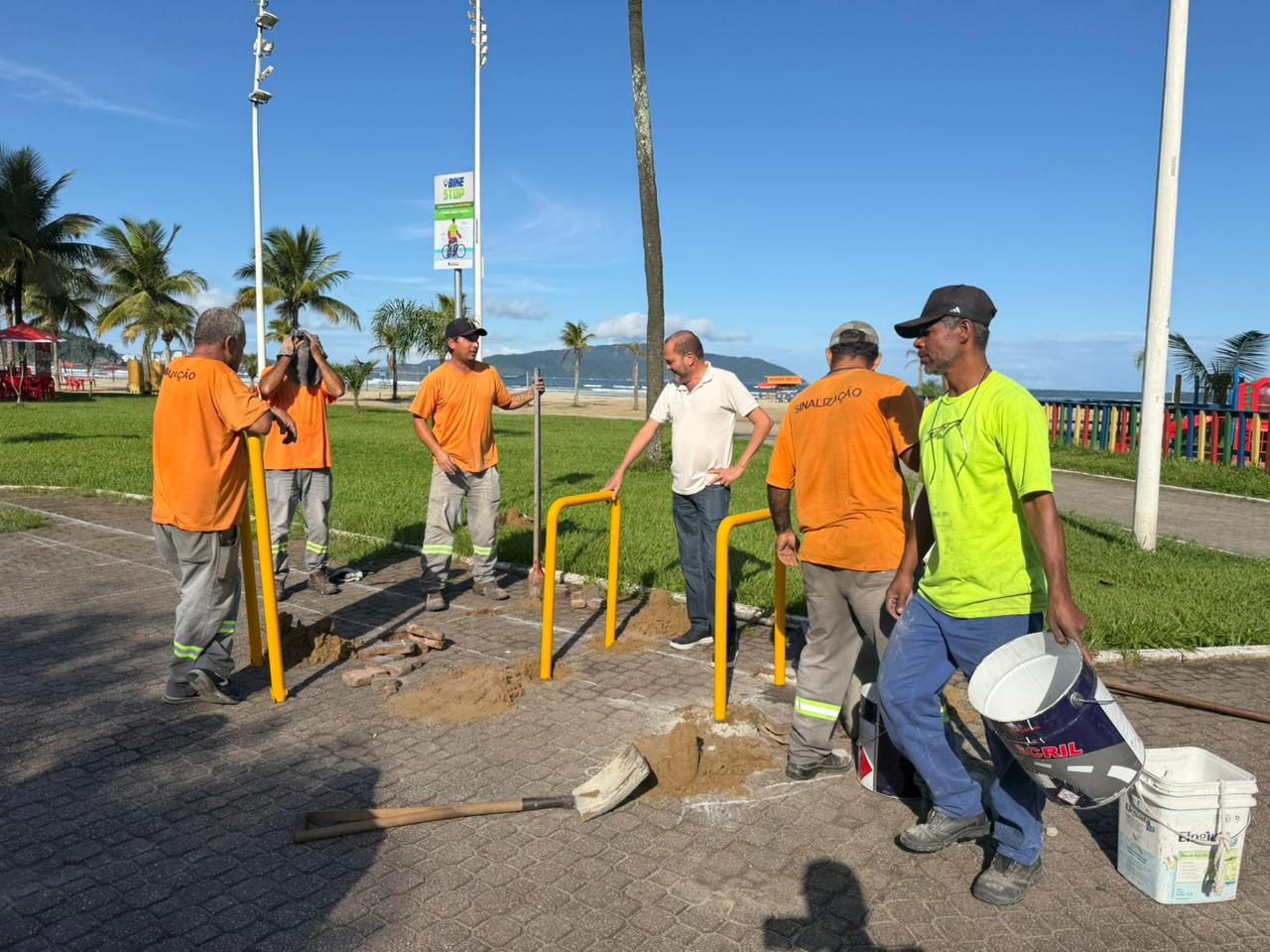 São Vicente amplia infraestrutura cicloviária com instalação de novos bicicletários