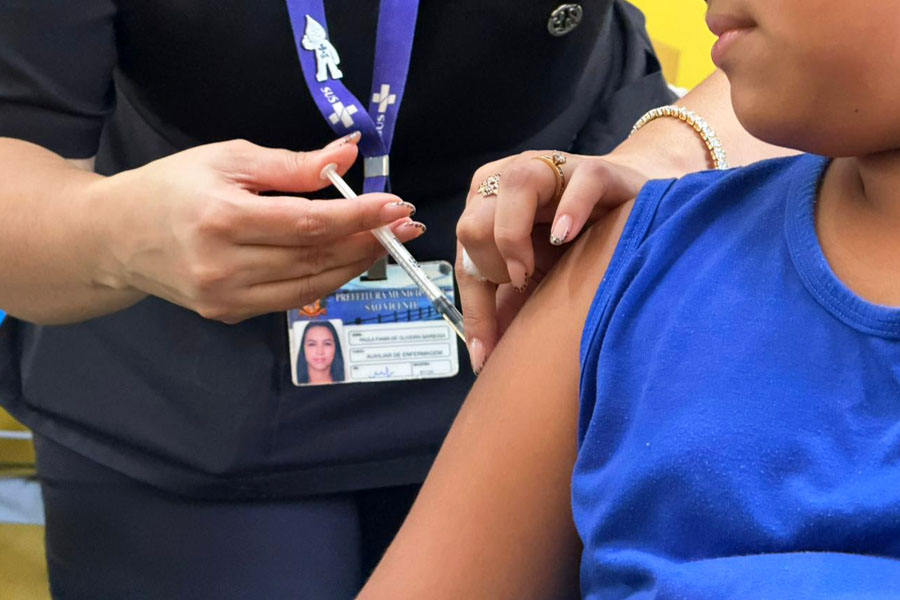 Vacina Pneumo 20 começa a ser aplicada na Baixada Santista e amplia proteção contra pneumonia e meningite