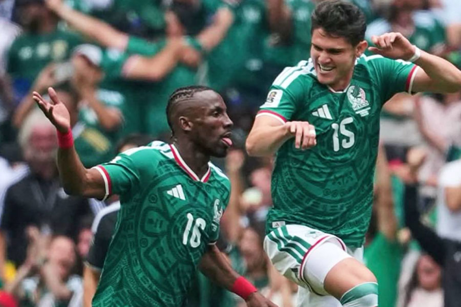No Azteca, México se impõe e vence a África do Sul na abertura da Copa 2026